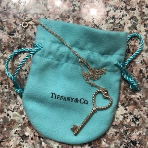 Tiffany & co Twist Heart Key Necklace with chain
